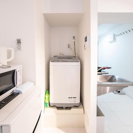 Walk To Higahsi Shinjuku Sta. Eey Apartman Tokió Kültér fotó